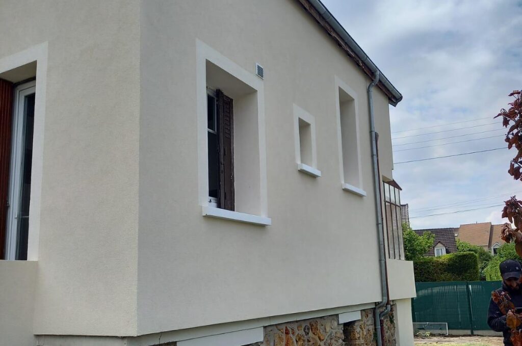 prix ravalement 2 découvrez tout ce qu'il faut savoir sur le prix d'un ravalement de façade : tarifs moyens au m², facteurs influençant le coût, conseils pour budgéter vos travaux et obtenir des devis adaptés à votre projet.