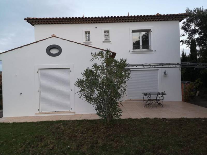 découvrez le prix au m² pour la rénovation d'une maison. estimez votre budget selon les travaux à réaliser et obtenez des conseils pour optimiser le coût de votre projet de rénovation.