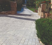 prix terrasse beton 3 découvrez le coût de réalisation d'une terrasse en béton : prix au m², facteurs influençant le budget, conseils pour bien choisir et économiser. obtenez toutes les infos essentielles pour votre projet terrasse béton.