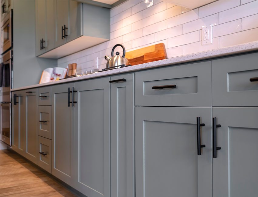 découvrez nos conseils et astuces pour réussir le relooking de votre cuisine : idées déco, choix des couleurs, astuces économiques et inspirations pour transformer facilement votre espace culinaire.