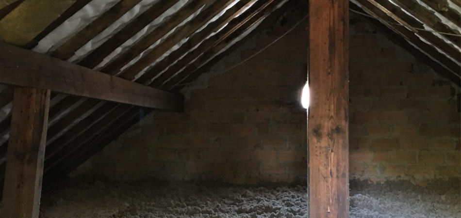 spécialistes de la rénovation de combles à paris et en île-de-france : conception sur mesure, isolation, aménagement et optimisation de votre espace sous toit. devis gratuit et accompagnement personnalisé.