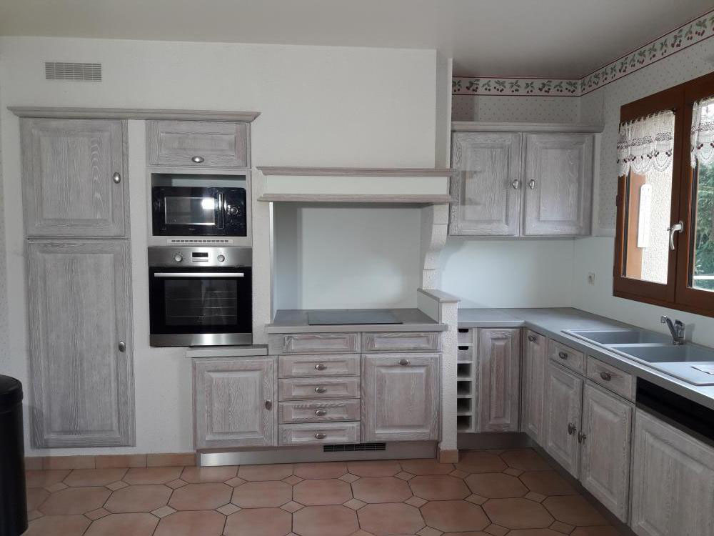 confiez la rénovation de votre cuisine à chartronges à des professionnels expérimentés. améliorez votre espace avec des solutions sur-mesure et un accompagnement personnalisé pour une cuisine moderne et fonctionnelle.