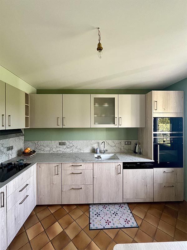 confiez votre rénovation de cuisine à chartronges à des experts. modernisez votre espace avec des solutions sur-mesure et un accompagnement personnalisé pour une cuisine fonctionnelle et esthétique.