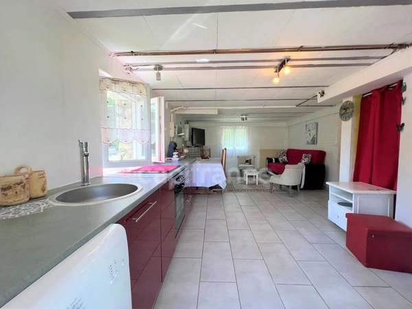 confiez la rénovation de votre cuisine à combs-la-ville à des experts pour un espace moderne, fonctionnel et sur-mesure. devis gratuit et accompagnement personnalisé.