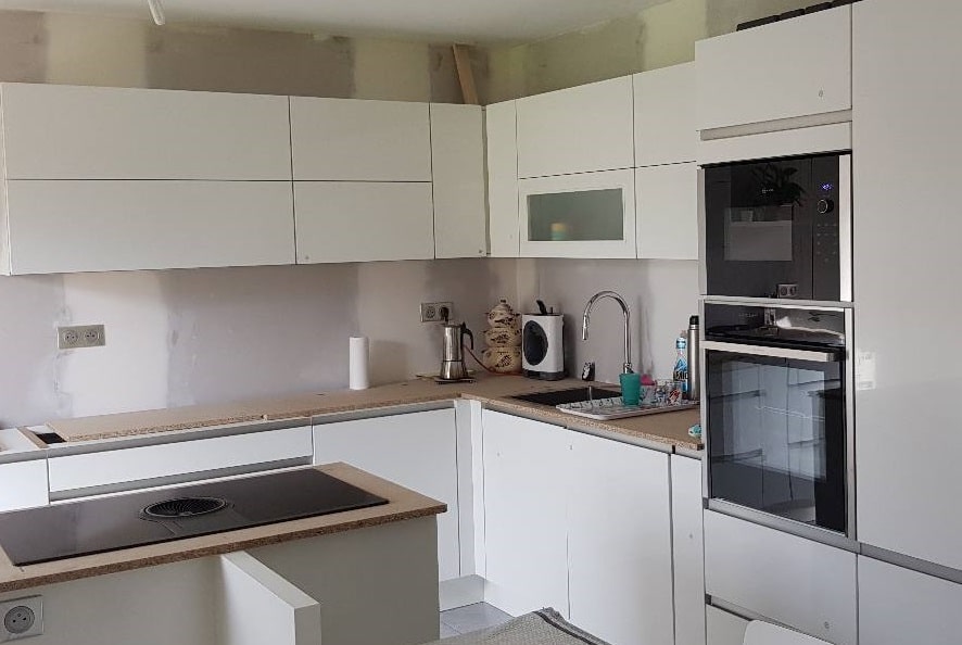 transformez votre cuisine à gambais grâce à notre service de rénovation sur mesure. bénéficiez de conseils d'experts et d'une réalisation de qualité pour une cuisine moderne et fonctionnelle.