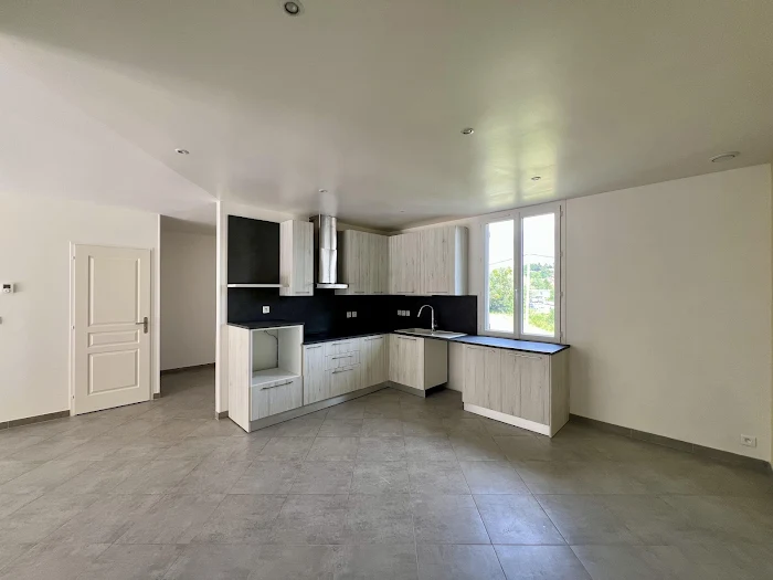 confiez la rénovation de votre cuisine à hardricourt à des professionnels qualifiés. modernisation, aménagement sur-mesure et conseils personnalisés pour une cuisine fonctionnelle et élégante !