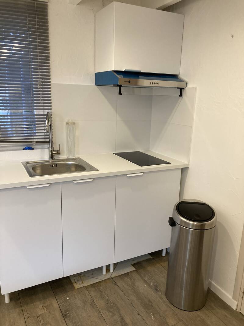 vous souhaitez rénover votre cuisine à leuville-sur-orge (91310) ? découvrez nos solutions sur-mesure pour moderniser et valoriser votre espace culinaire avec des matériaux de qualité et un accompagnement personnalisé.