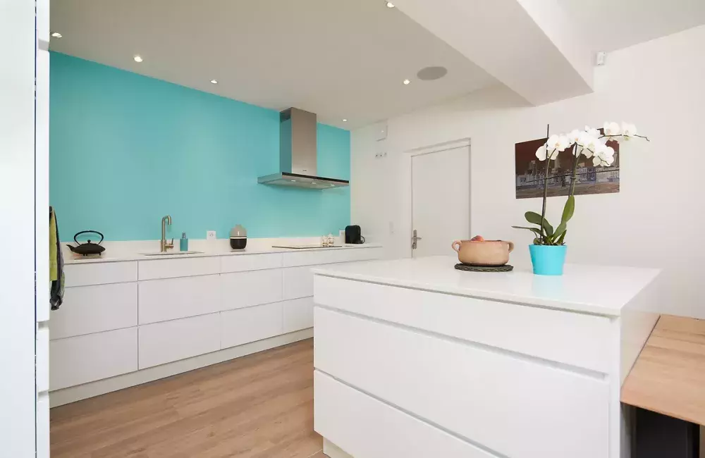 confiez la rénovation de votre cuisine à plessis-luzarches à des experts. conseils personnalisés, matériaux de qualité et accompagnement sur-mesure pour transformer votre espace culinaire.