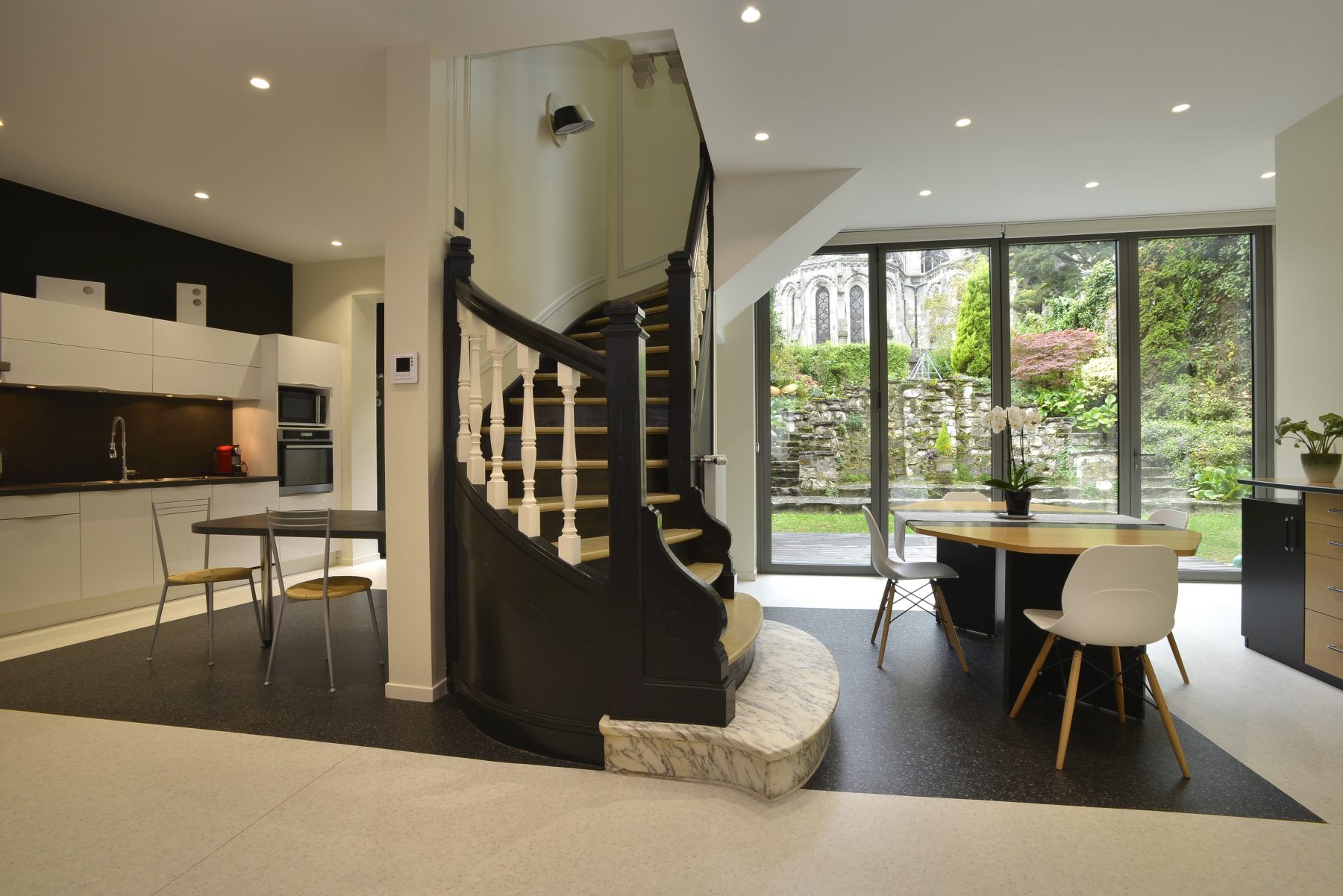 découvrez nos conseils et solutions pour la rénovation de votre maison : idées, astuces, étapes clés et professionnels pour transformer votre intérieur en toute sérénité.