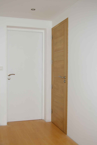 confiez la rénovation de votre porte à des experts pour redonner style et sécurité à votre entrée. solutions personnalisées, matériaux de qualité et finitions soignées pour une porte comme neuve !