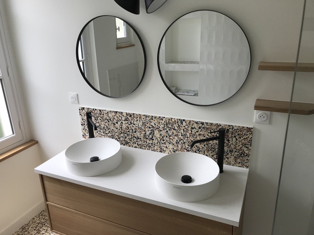 confiez la rénovation de votre salle de bain à clos-fontaine à des experts qualifiés. modernisez votre espace avec des solutions sur-mesure, des matériaux de qualité et un accompagnement personnalisé. demandez votre devis gratuit dès maintenant !