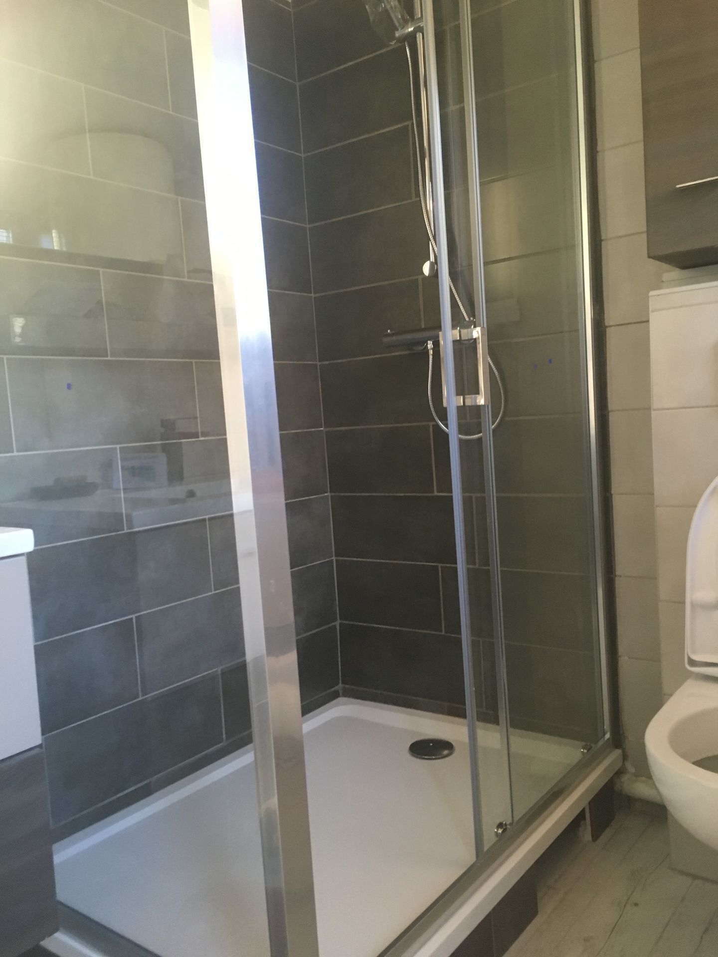 confiez la rénovation de votre salle de bain à gargenville à des experts. modernisation, optimisation de l'espace et conseils personnalisés pour un projet réussi dans les yvelines.