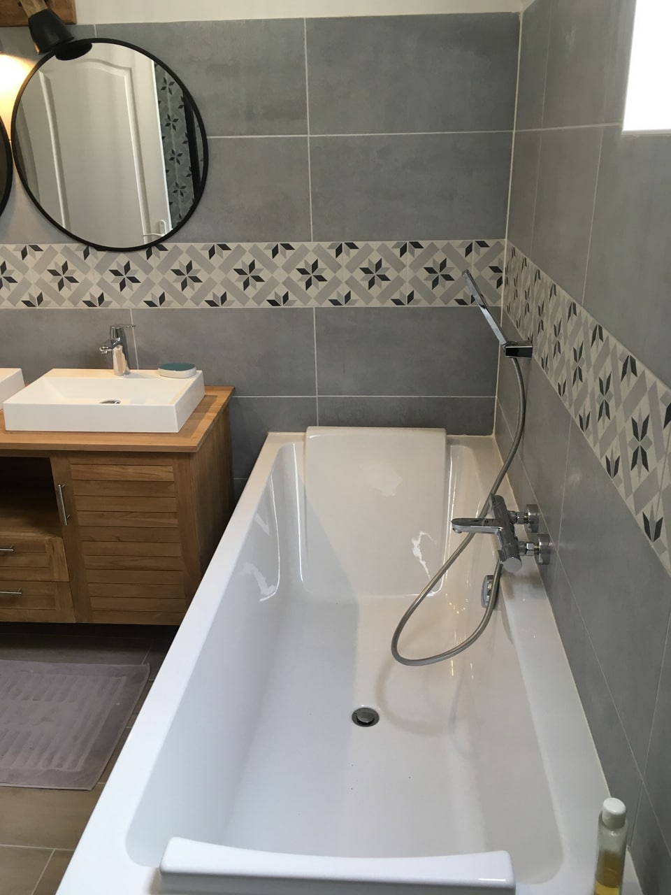 confiez la rénovation de votre salle de bain à gazeran (78125) à nos experts pour un espace moderne, fonctionnel et sur-mesure. devis gratuit et travaux de qualité.