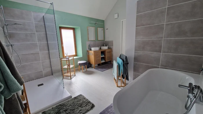 confiez la rénovation de votre salle de bain à goussonville à des professionnels qualifiés. conseils personnalisés, matériaux de qualité et finitions soignées pour transformer votre espace selon vos envies.