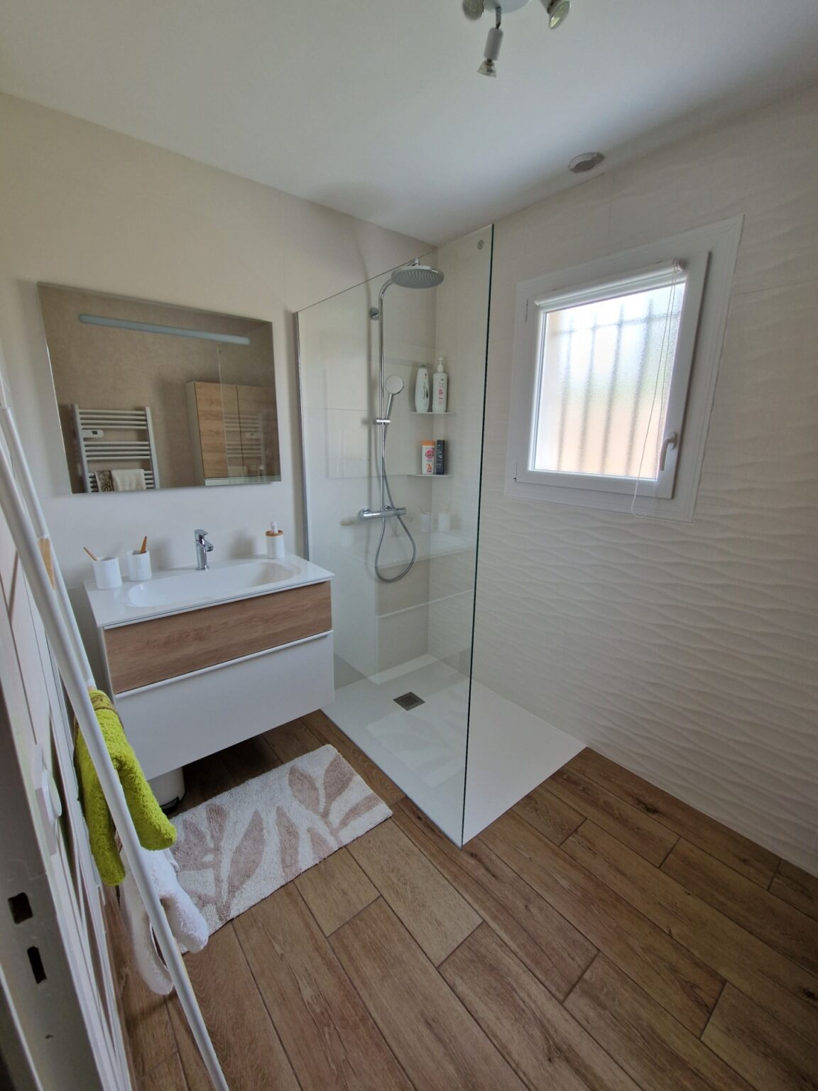 confiez la rénovation de votre salle de bain à issou à des experts. modernisez votre espace avec des solutions sur mesure, un accompagnement professionnel et un résultat de qualité. devis gratuit et rapide.