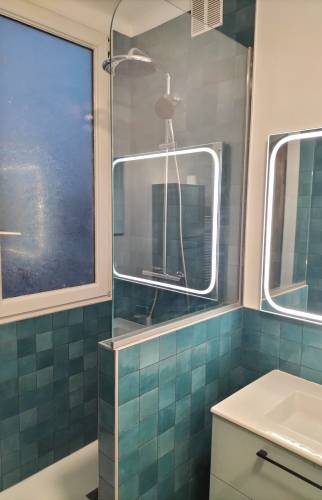 besoin de rénover votre salle de bain à paris 19 ? découvrez nos solutions sur mesure pour une rénovation moderne, rapide et de qualité, réalisées par des artisans experts proches de chez vous.