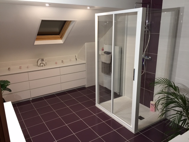 vous cherchez à rénover votre salle de bain au thillay ? découvrez nos solutions sur-mesure pour moderniser et optimiser votre espace. conseils, devis gratuit et accompagnement professionnel.