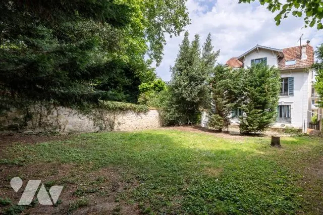 confiez la rénovation de votre salle de bains à leuville-sur-orge en 2025 à nos experts ! modernisez votre espace avec des solutions sur-mesure, designs et fonctionnelles. demandez votre devis gratuit dès maintenant.