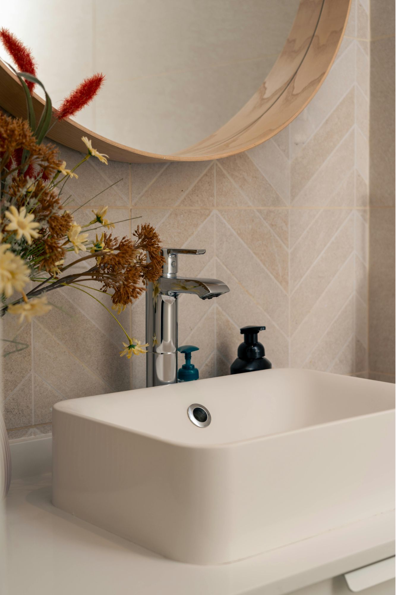 découvrez nos solutions de rénovation pour salle de bains à orphin en 2025 : modernisez votre espace avec des matériaux de qualité, un design contemporain et une équipe d'experts à votre service.