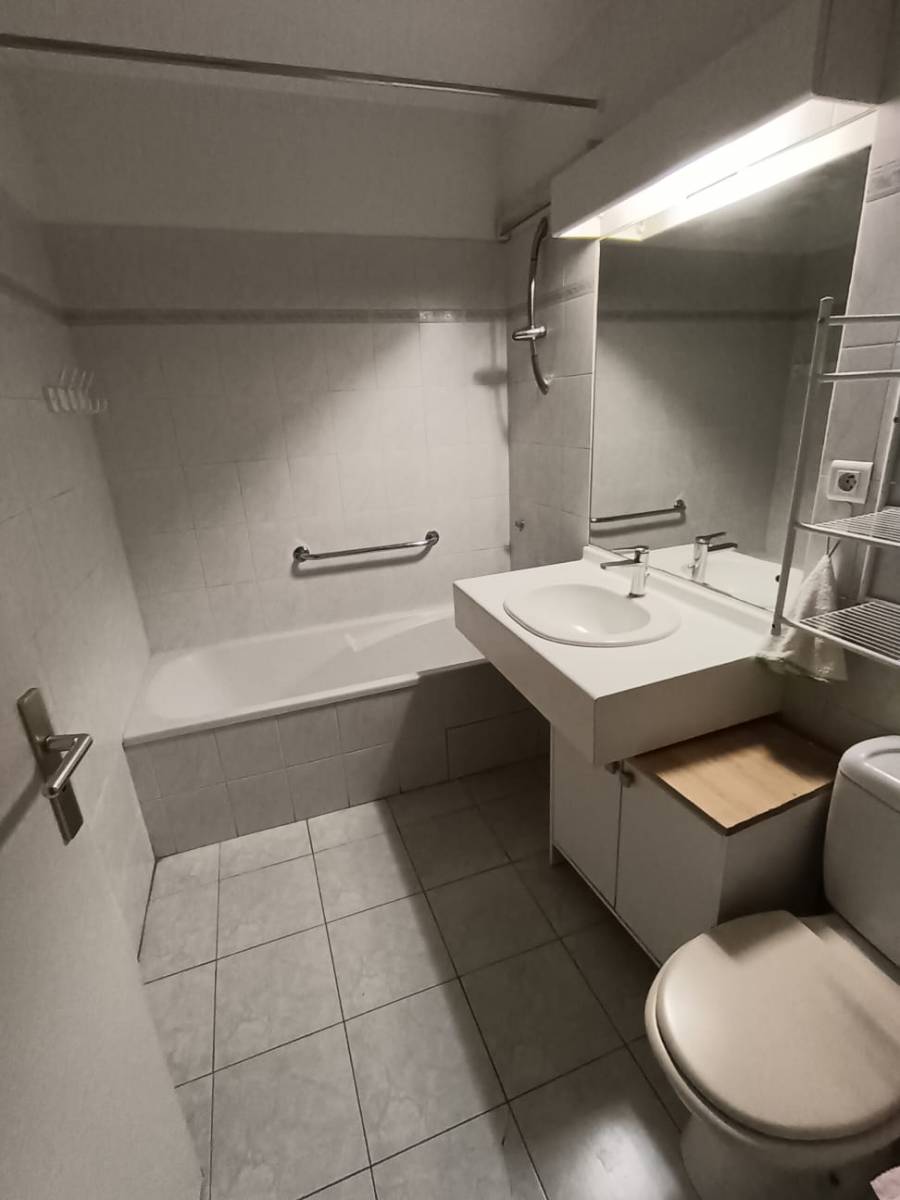 confiez la rénovation de votre salle de bains à saint-arnoult en 2025 à des experts. modernisez votre espace avec des solutions sur-mesure, un accompagnement professionnel et des finitions de qualité.