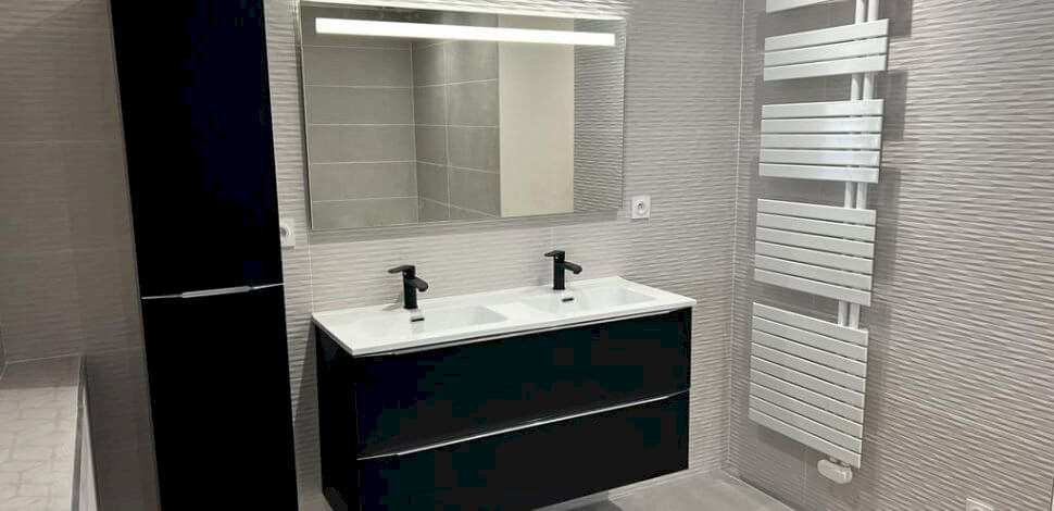 confiez la rénovation de votre salle de bains à thoiry en 2025 à des experts : modernisation, agencement sur-mesure et finitions de qualité pour un espace fonctionnel et esthétique.