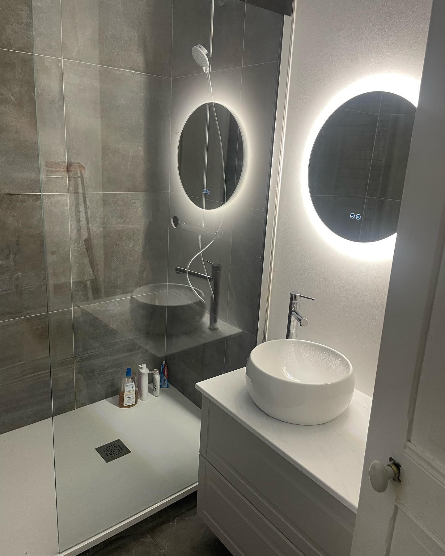 découvrez nos services de rénovation de salle de bains à villemareuil en 2025 : modernisez votre espace avec des solutions sur mesure, des matériaux de qualité et un accompagnement personnalisé.
