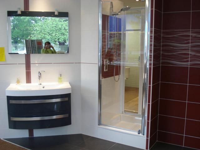 confiez la rénovation de votre salle de bains à villeneuve-le-comte en 2025 à des professionnels. conseils sur mesure, matériaux de qualité et finitions impeccables pour un espace moderne et fonctionnel.