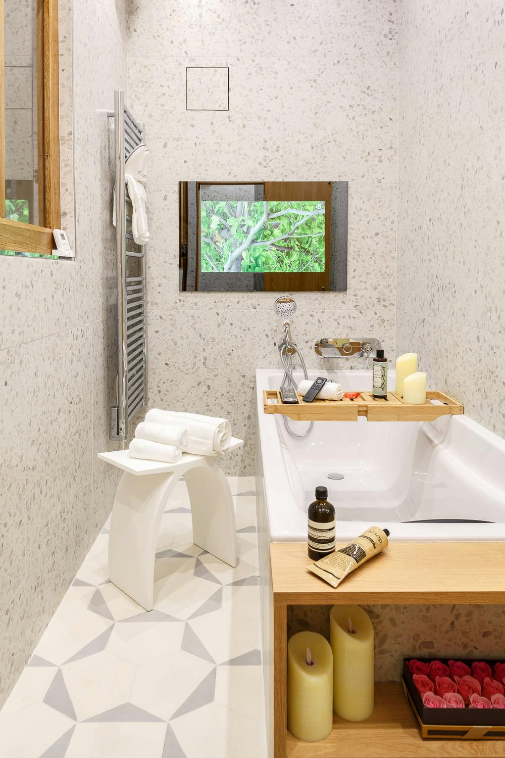 confiez la rénovation de votre salle de bains à villiers-le-mahieu en 2025 à des experts. modernisez votre espace avec des solutions sur mesure, des matériaux de qualité et un accompagnement personnalisé.