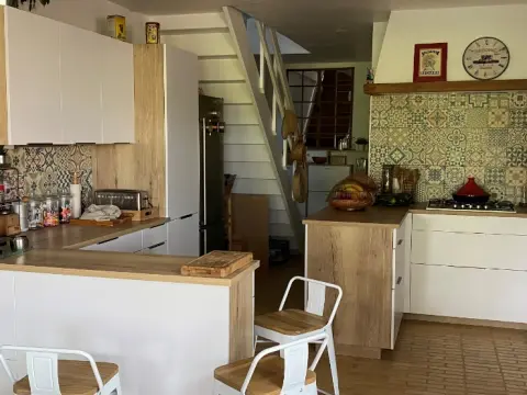 spécialistes des rénovations de cuisine à claye-souilly, nous transformons votre espace selon vos envies. découvrez des solutions sur-mesure pour une cuisine moderne, fonctionnelle et élégante.