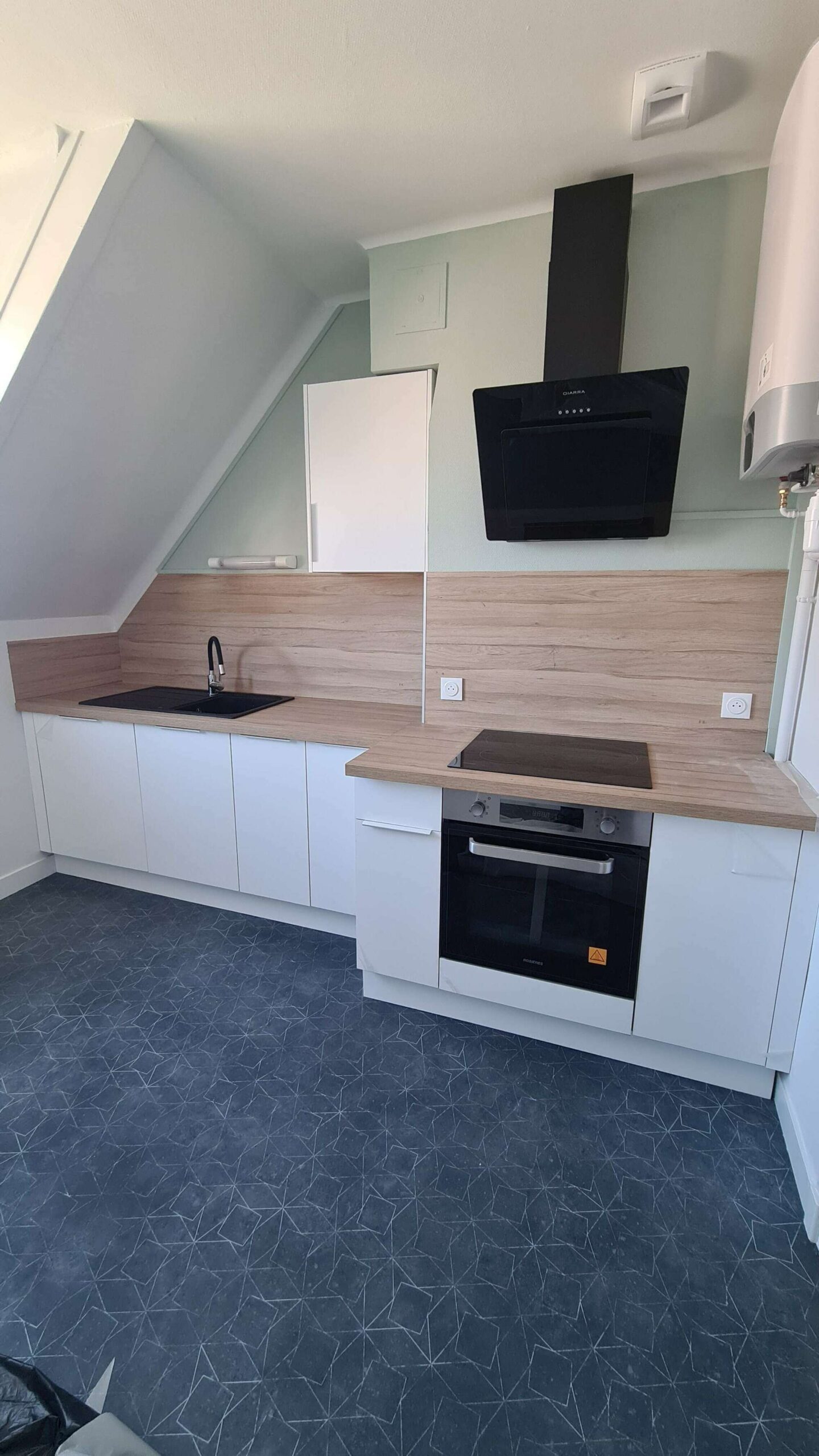 découvrez nos services de rénovations de cuisine à l'isle-adam : conception sur mesure, matériaux de qualité, conseils personnalisés et réalisation clé en main pour transformer votre espace culinaire selon vos envies !