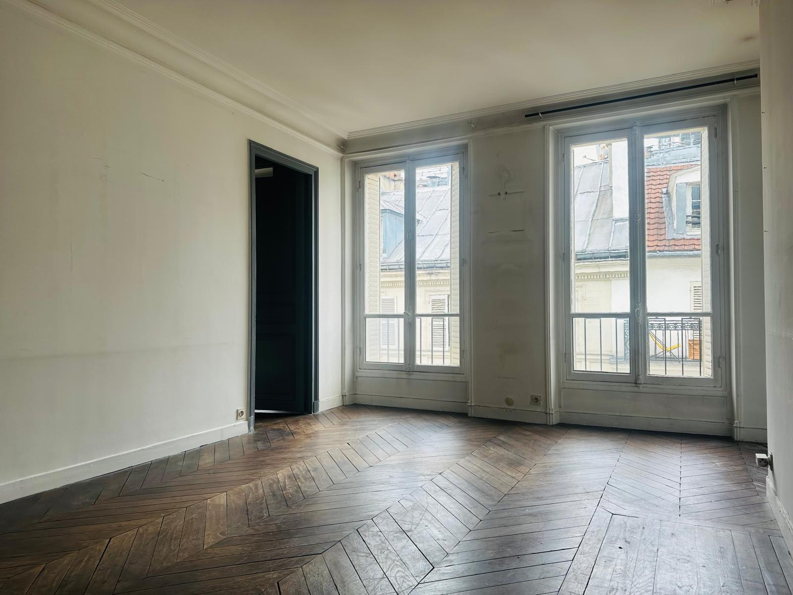 confiez la rénovation de votre appartement à paris 2 à des experts pour un intérieur moderne, fonctionnel et valorisé. devis gratuit et accompagnement sur mesure.