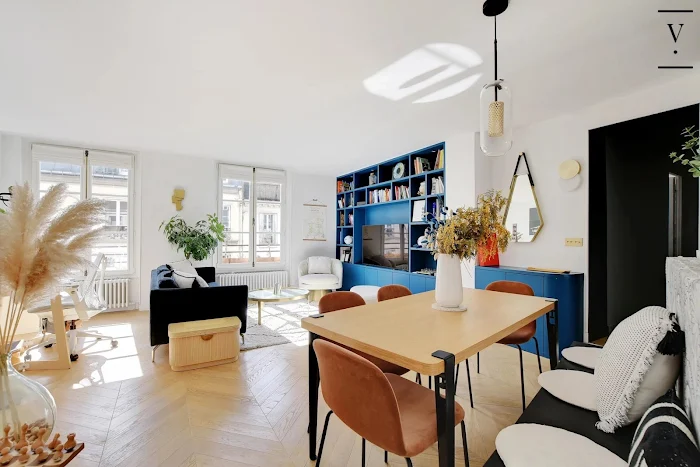 découvrez comment rénover votre appartement à paris ou en normandie en 2025 : conseils, astuces, tendances et accompagnement pour des travaux réussis et personnalisés.