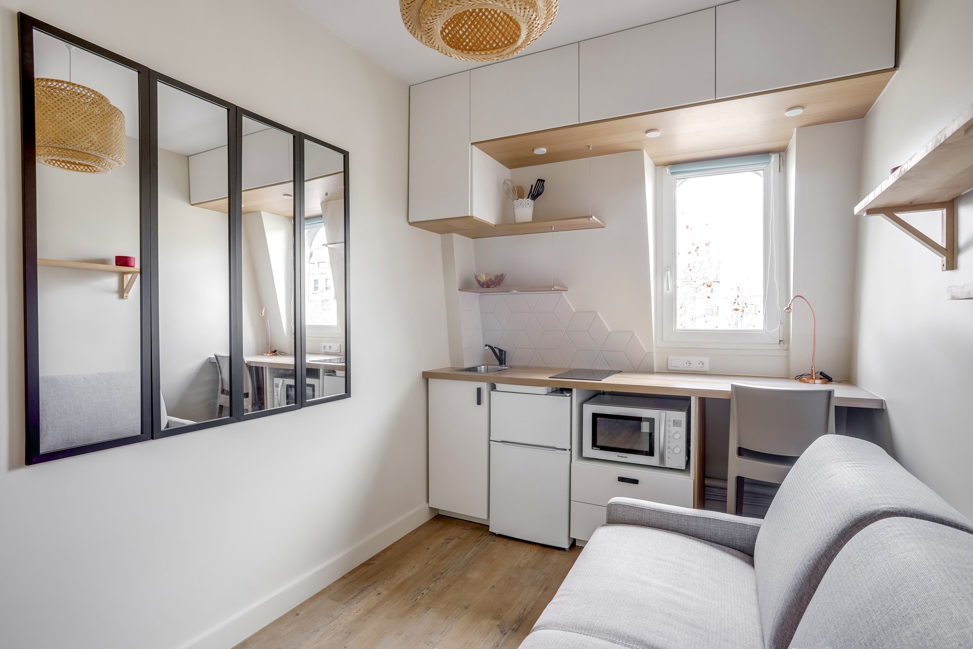 découvrez nos conseils et idées pour rénover une chambre de bonne à paris : aménagement, astuces d’optimisation d’espace, matériaux adaptés et tendances déco pour transformer ce petit espace en un lieu confortable et fonctionnel.