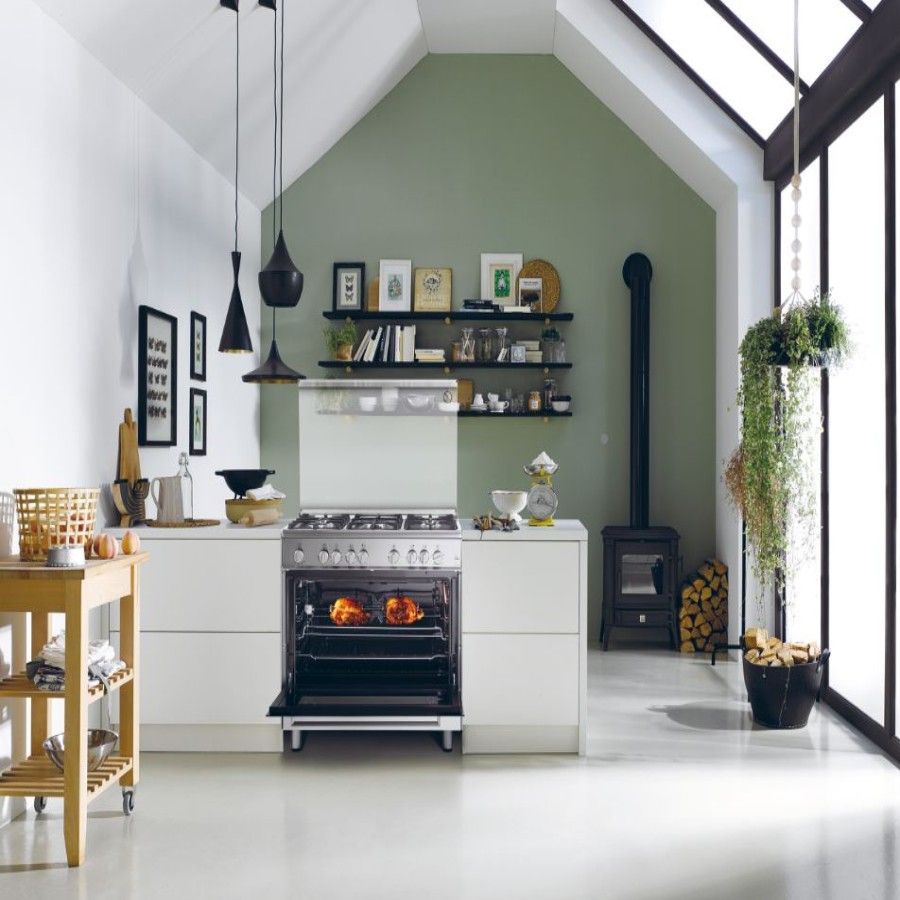 découvrez nos conseils pratiques pour rénover votre cuisine : astuces, idées de décoration, choix des matériaux et étapes clés pour réussir votre projet facilement.