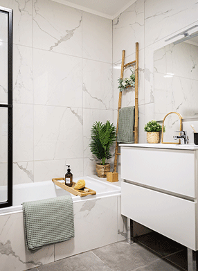 découvrez nos conseils pratiques pour choisir le meilleur revêtement de salle de bain. astuces, matériaux adaptés et idées déco pour un espace élégant et facile d’entretien.