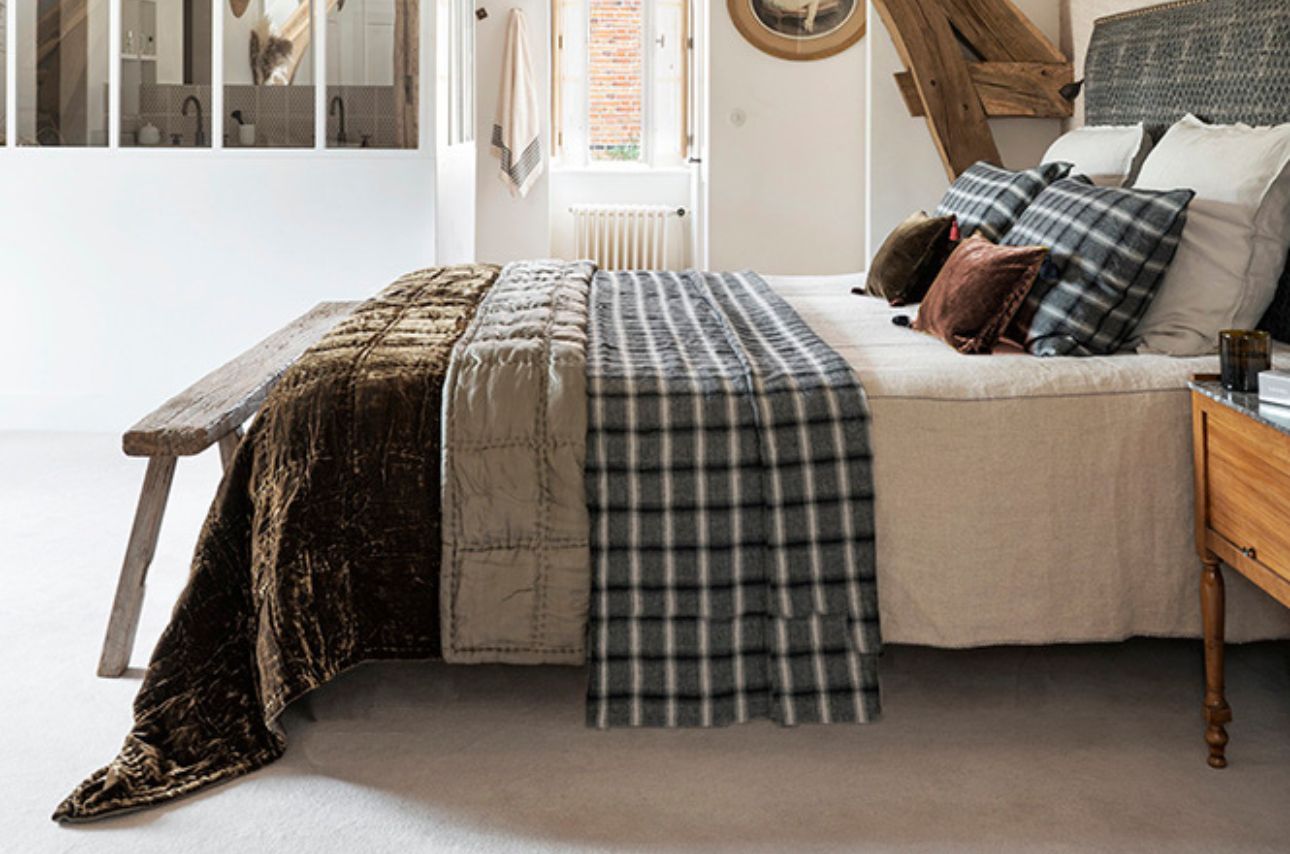 découvrez santillane design, spécialiste en décoration d'intérieur et création d'espaces uniques. bénéficiez de conseils personnalisés pour transformer votre maison avec élégance et créativité.