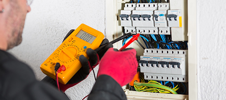 découvrez nos solutions efficaces pour diagnostiquer et résoudre rapidement les pannes d'électricité dans votre maison ou votre entreprise. conseils, astuces et guide étape par étape pour rétablir le courant en toute sécurité.