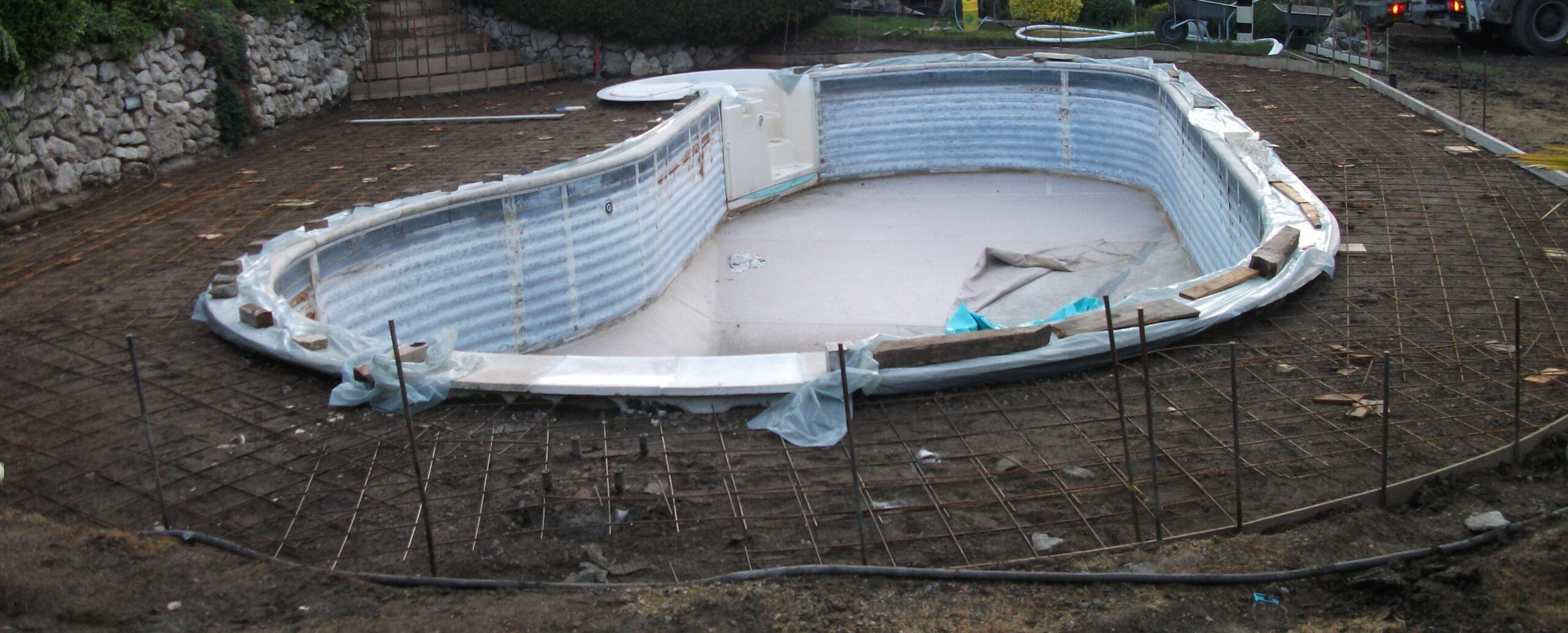 découvrez tout sur le tarif du béton : prix au m3, facteurs qui influencent le coût, types de bétons disponibles et conseils pour bien choisir votre fournisseur.