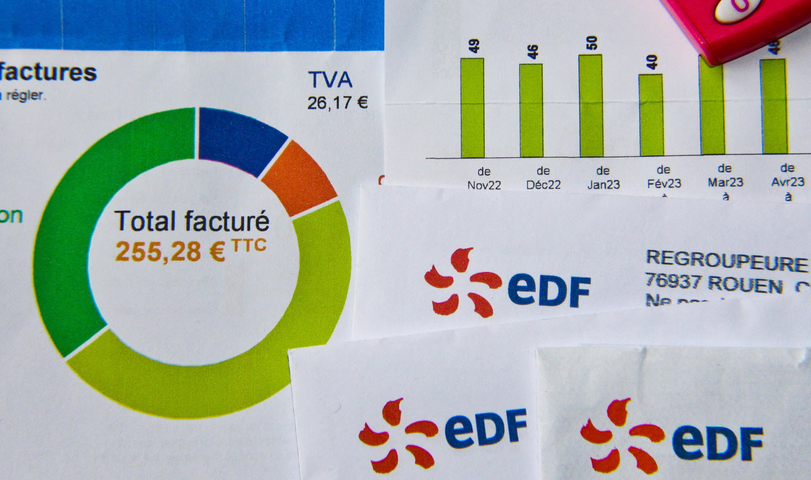 découvrez les tarifs électricité à jour, comparez les offres des fournisseurs et économisez sur votre facture énergétique grâce à nos conseils et simulations personnalisées.