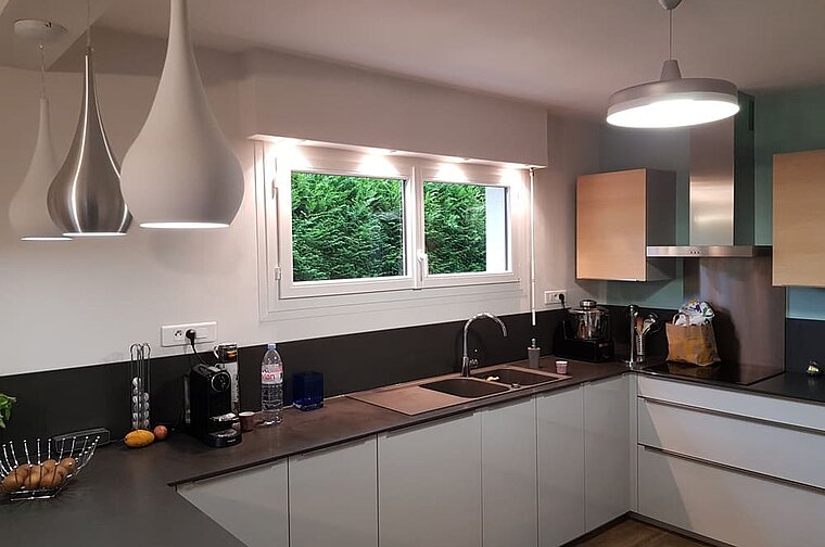 découvrez tout sur le tarif des fenêtres pvc : prix moyens, facteurs qui influencent le coût, conseils pour bien choisir et économiser lors de votre projet de rénovation ou de construction.