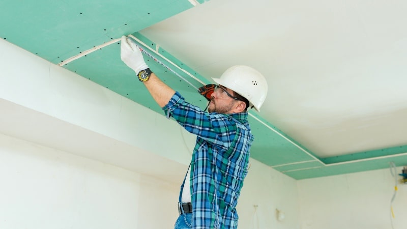 découvrez les tarifs des plaquistes en 2022 : prix au m², coûts de la pose de plaques de plâtre, conseils pour estimer votre budget et choisir le bon professionnel pour vos travaux.