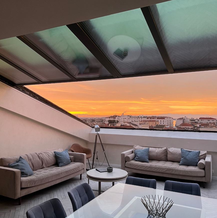 découvrez les dernières tendances pour aménager une terrasse sur toiture en 2025 : design moderne, matériaux innovants et conseils pratiques pour optimiser votre espace extérieur en hauteur.