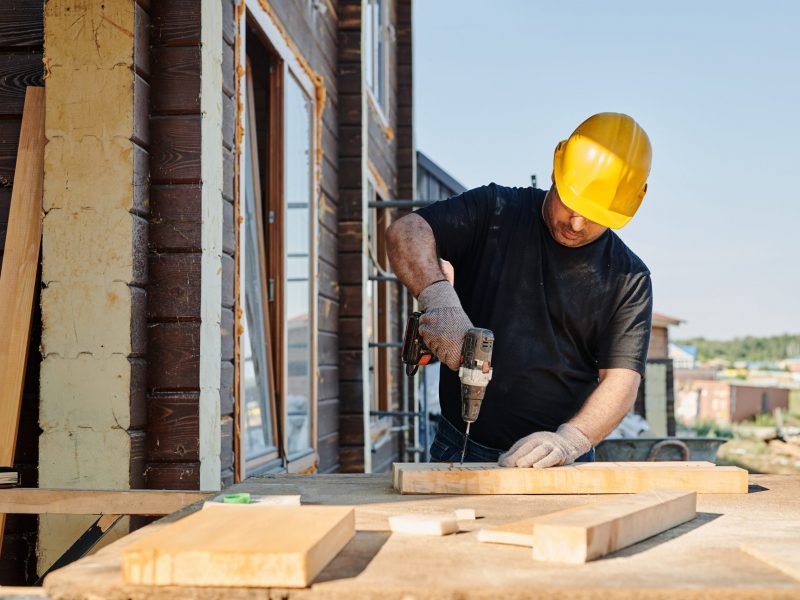 découvrez nos conseils et services pour vos travaux de rénovation : idées, astuces et accompagnement pour rénover votre maison ou appartement en toute sérénité.