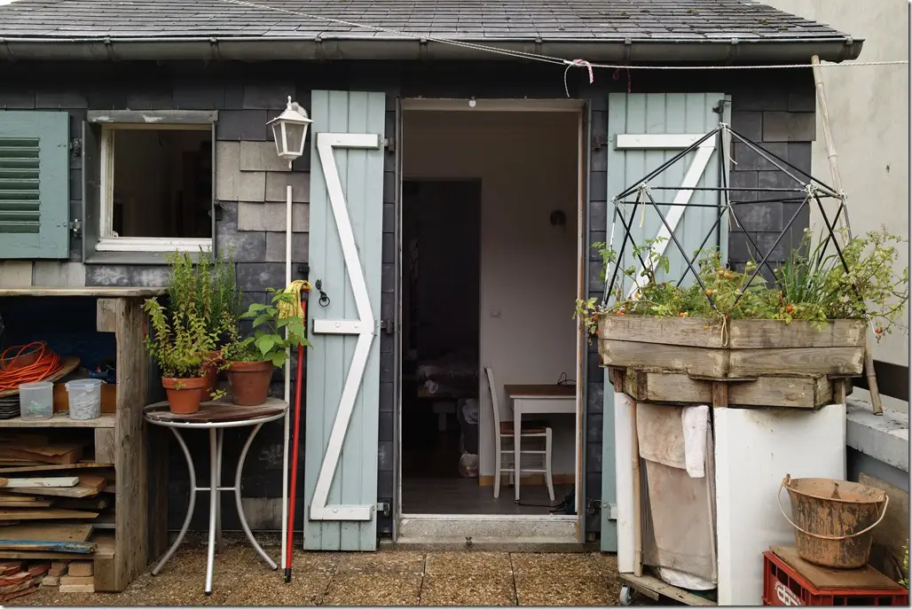 découvrez comment réaliser des travaux chez vous sans dépenser d'argent grâce à nos astuces et conseils. profitez de solutions économiques et alternatives pour améliorer votre habitat sans budget.