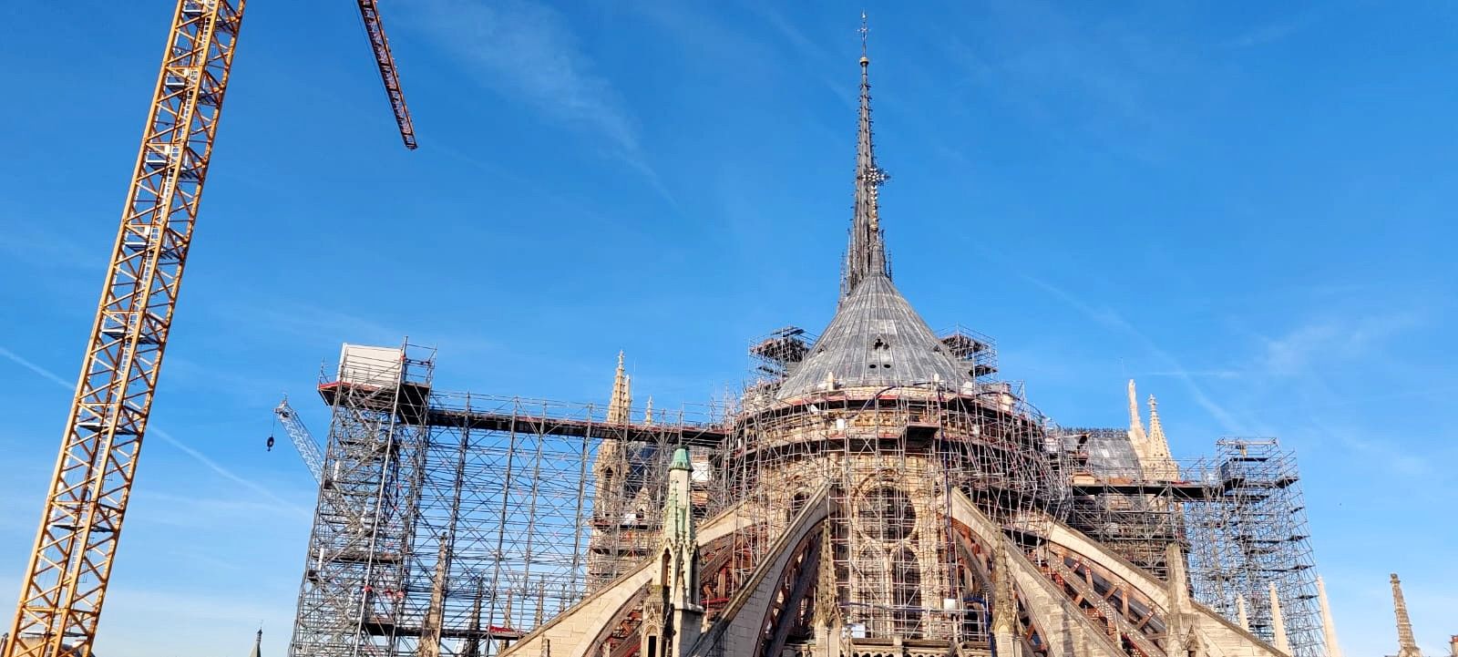 découvrez comment adapter efficacement votre projet de rénovation à paris en tenant compte des contraintes locales, des réglementations et des spécificités architecturales pour réussir vos travaux.