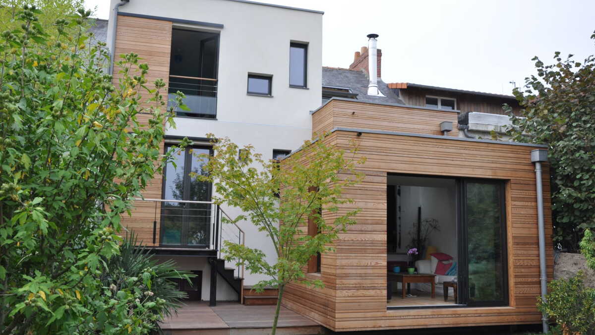 découvrez des astuces pratiques et efficaces pour agrandir votre maison et optimiser votre espace de vie. conseils de professionnels et idées inspirantes pour gagner de la surface facilement.