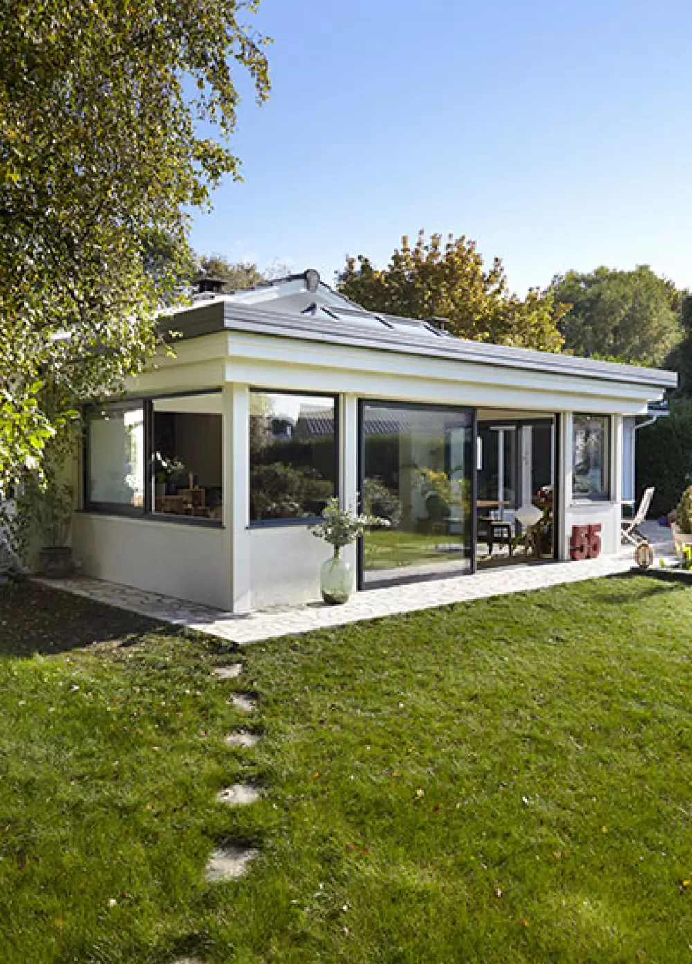 découvrez des astuces pratiques et efficaces pour agrandir votre maison et optimiser votre espace de vie facilement.