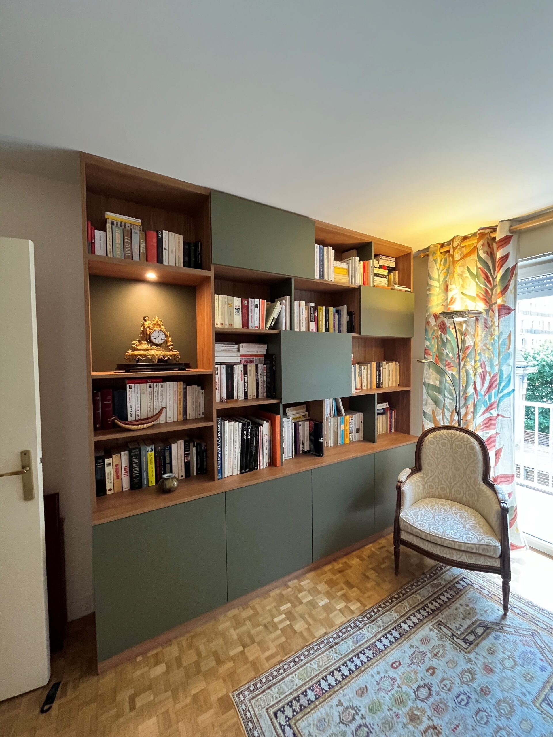 découvrez nos solutions d'aménagement de bureaux sur-mesure à paris, alliant confort, fonctionnalité et design pour optimiser votre espace de travail.