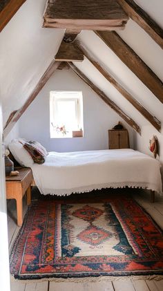 optimisez l'espace de votre maison grâce à l'aménagement de combles : conseils, idées et solutions pour transformer vos combles en pièces conviviales et fonctionnelles.