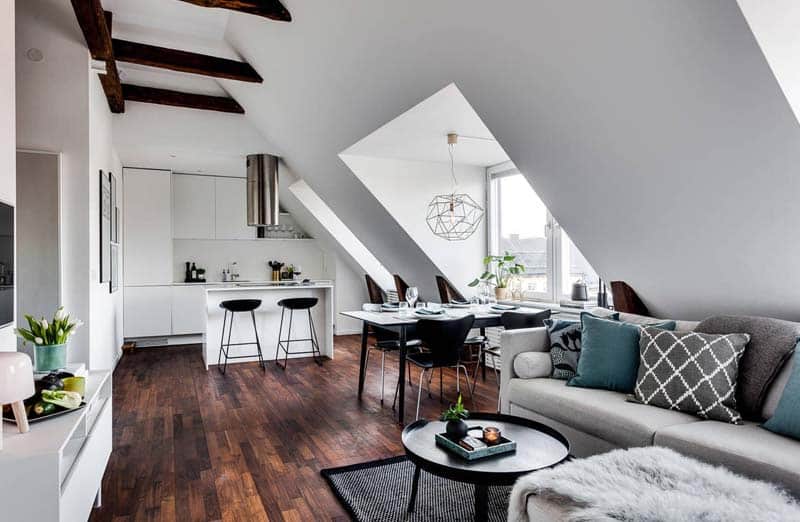 découvrez comment aménager vos combles en comparant les prix des professionnels pour optimiser votre espace à moindre coût.